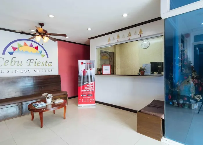 Reddoorz @ Bonifacio St Hotel 2*
