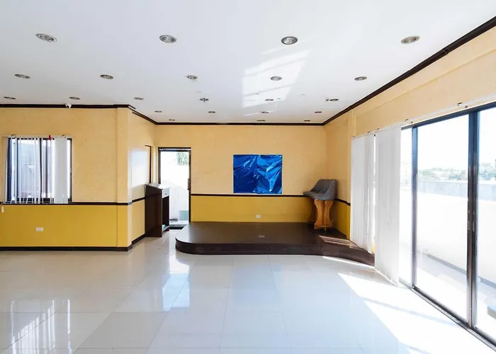 Reddoorz @ Bonifacio St Hotel Cebu